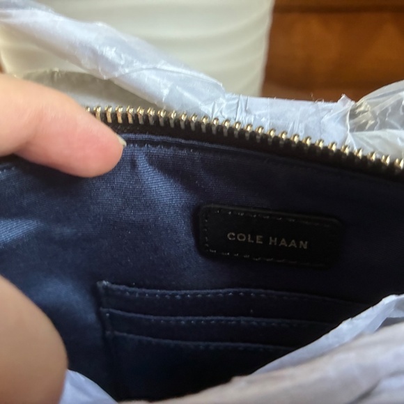 NEW with Tags Cole Haan purse - Picture 5 of 8